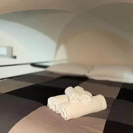 A Cuxinn-a Studio Maddalena - Genovainrelax Apartment