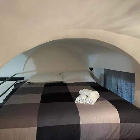 Apartment A Cuxinn-a Studio Maddalena - Genovainrelax